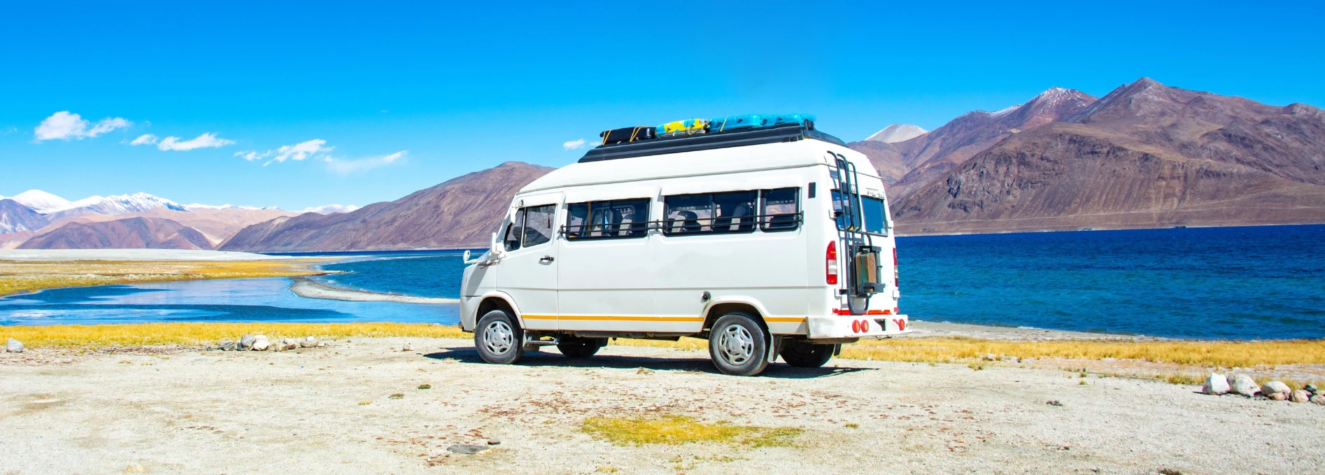 Tempo Traveller Hire in mumbai